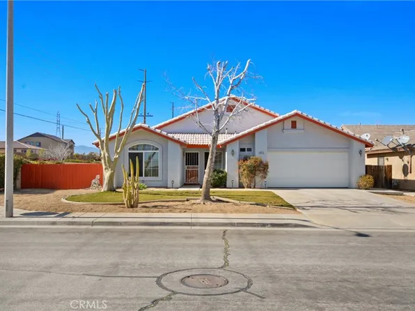 8910 Newcastle Ave, Hesperia, CA 92344