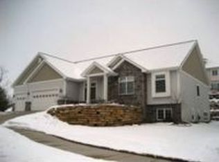 1501 Fairfax Ct, Waunakee, WI 53597
