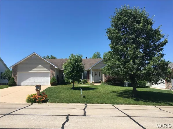 3105 Post Run Dr, O'Fallon, MO 63368