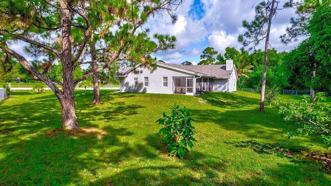 3 bed, 2.0 bath, 1648 sqft, $4,500 — Photo 4