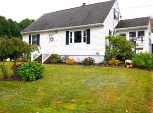 42 Oliver St, Haverhill, MA 01832