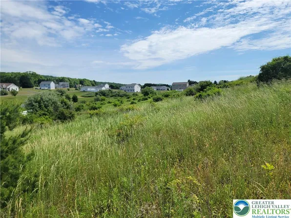 Dayne Dr, Lehighton, PA 18235