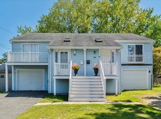 24 Benham St #B, Worcester, MA 01604