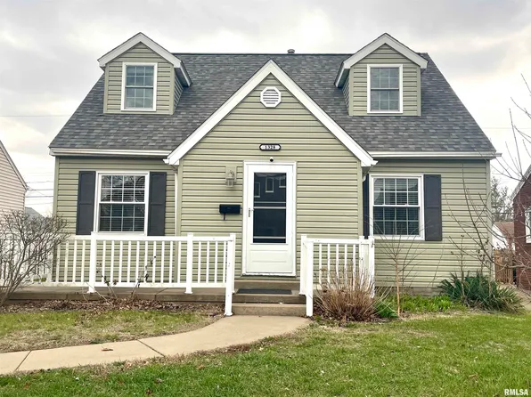 1328 W Circle Rd, Peoria, IL 61604