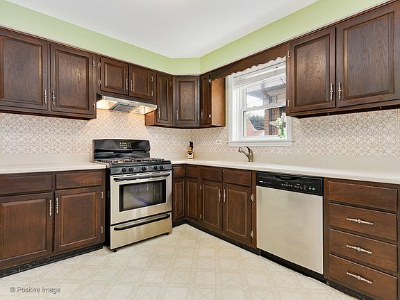 5th image of 1711 N 22nd Ave