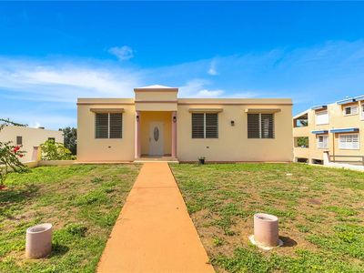 Solar 6 Bo Puente, Camuy, PR, 00627
