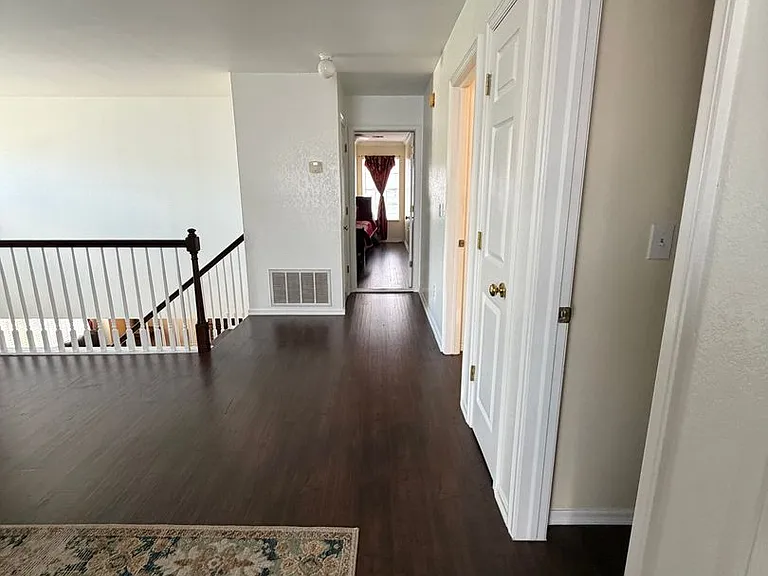 1508 N Yellowood Ave — Photo 11