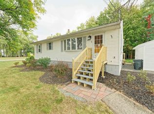 559 Sand Creek Rd, Albany, NY 12205