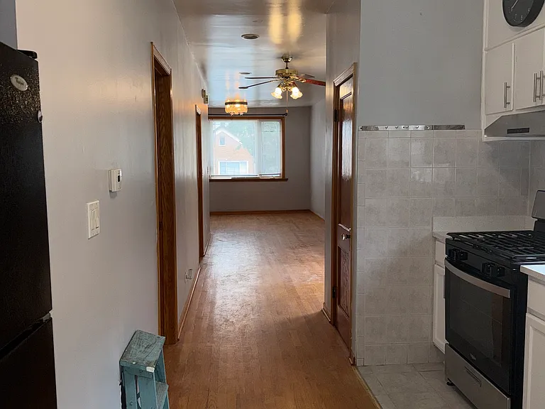 3308 S Hoyne Ave #2F — Photo 8