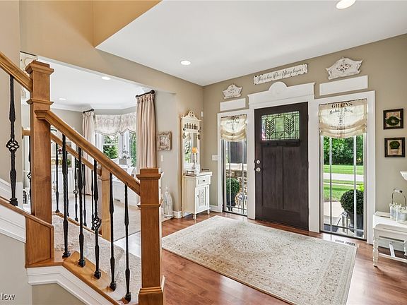 3rd image of 6397 Torington Dr