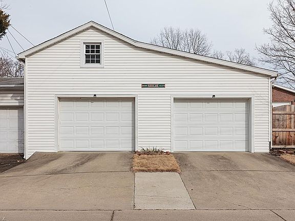 3rd image of 531 5th St