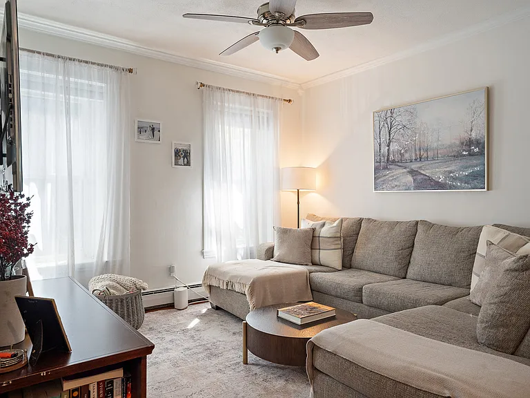 1 Bartlett St #2 — Photo 2