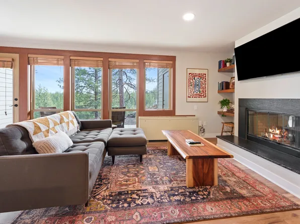 (undisclosed Address), Bend, OR 97702