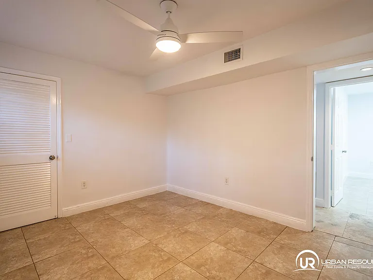 3265 Virginia St #11 — Photo 27