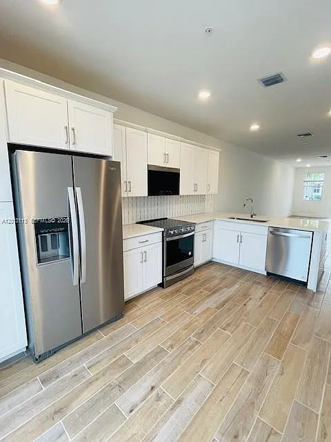 Building Photo - 172 SW 171st Ln
