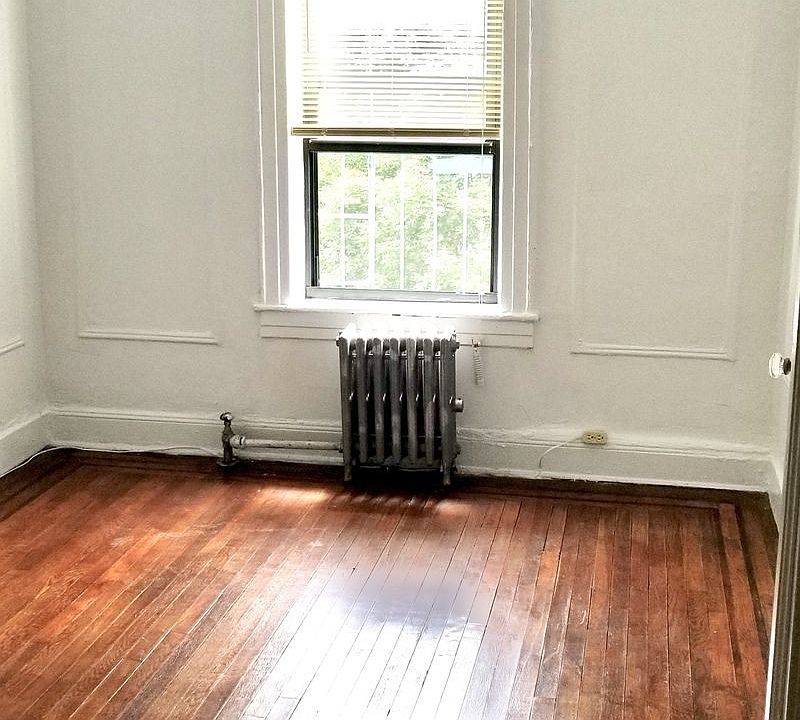 1st image of 4212 30th Ave APT 3