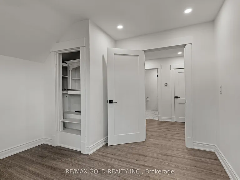 59 David St — Photo 13