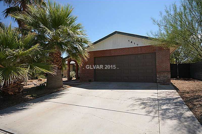 1st image of 1817 Blue Mountain Dr