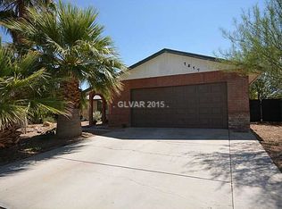 1817 Blue Mountain Dr, Las Vegas, NV 89108