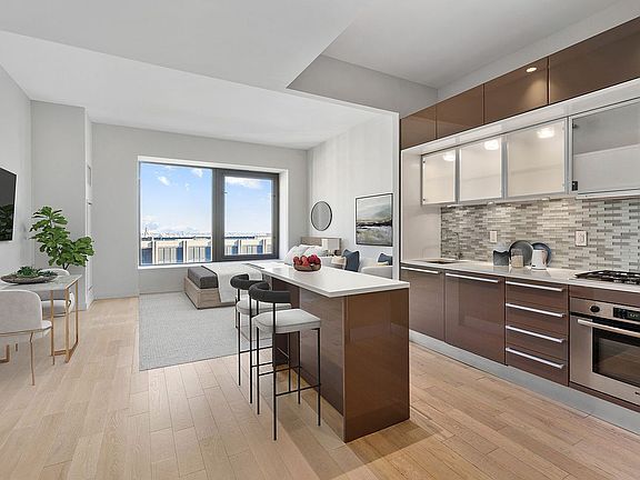 2nd image of 75 Wall St #32Q