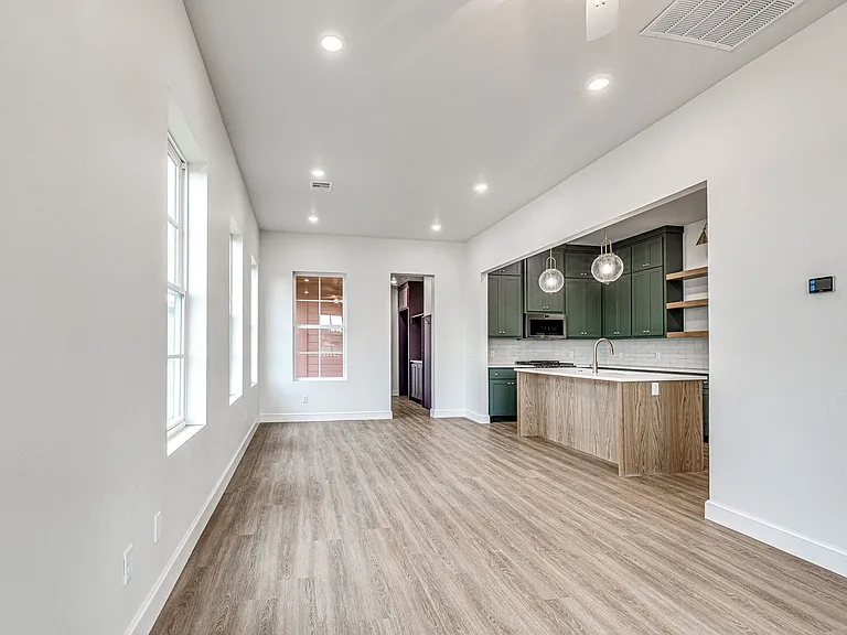 29595 E Ridge Rd #B — Photo 9