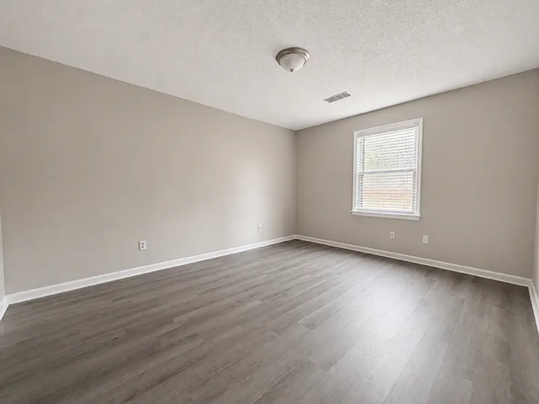 4414 Bonnell Dr NW — Photo 6