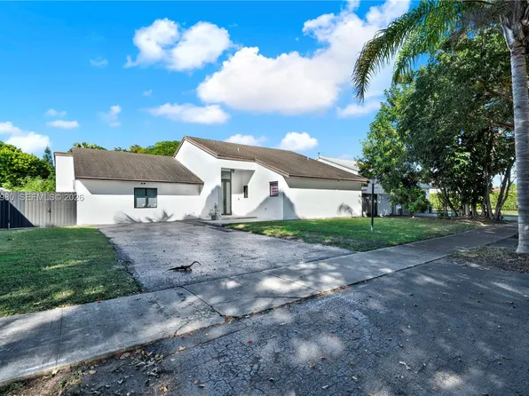 12221 SW 93rd St, Miami, FL 33186