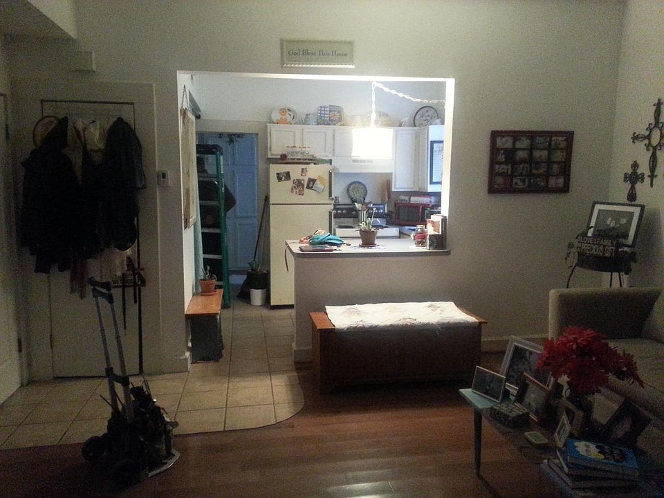 2nd image of 5012 Victor St