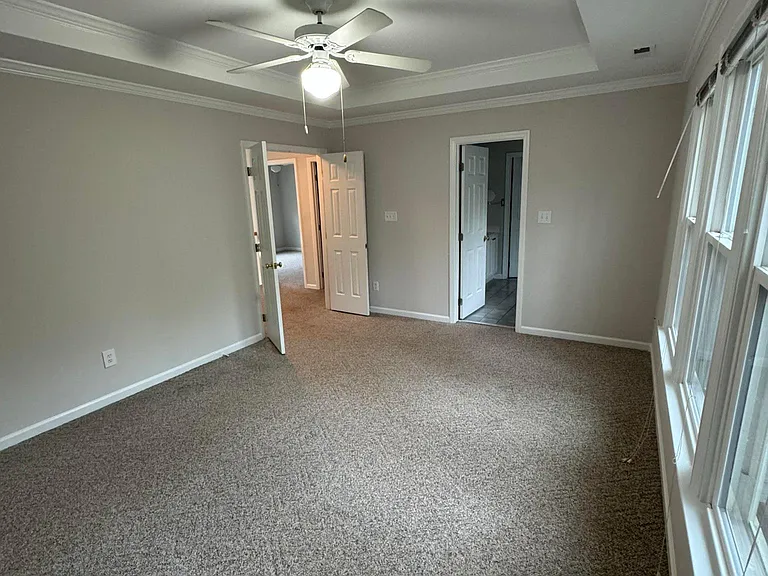8605 Tanzanite Ct — Photo 39
