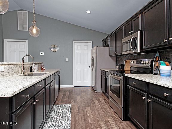 3rd image of 306 De Anza Court