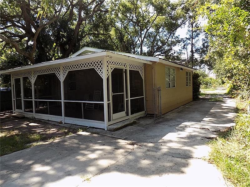 1st image of 1511 Carmel Ave