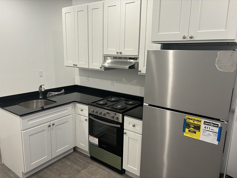 1st image of 82 Peterborough St APT 20