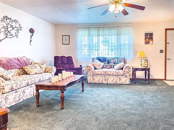 5th image of 347 Bradley Ave
