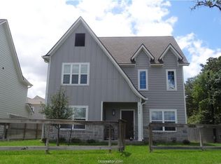 3104 Green St, Bryan, TX 77801