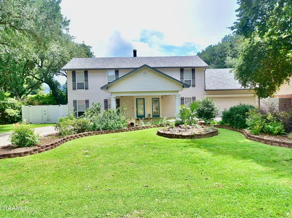 110 Rue Bonaparte, Lafayette, LA 70508