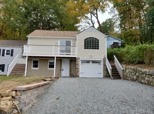 36 Winona Trl, Lake Hopatcong, NJ 07849
