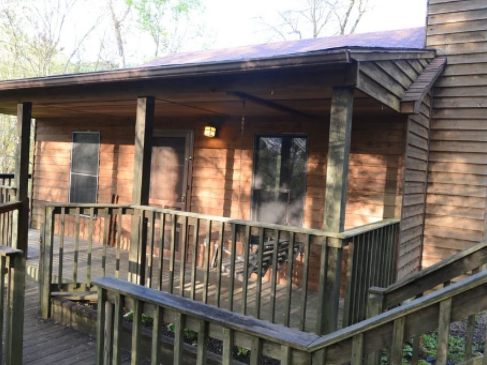 1st image of 811 Rocky Acres Ln