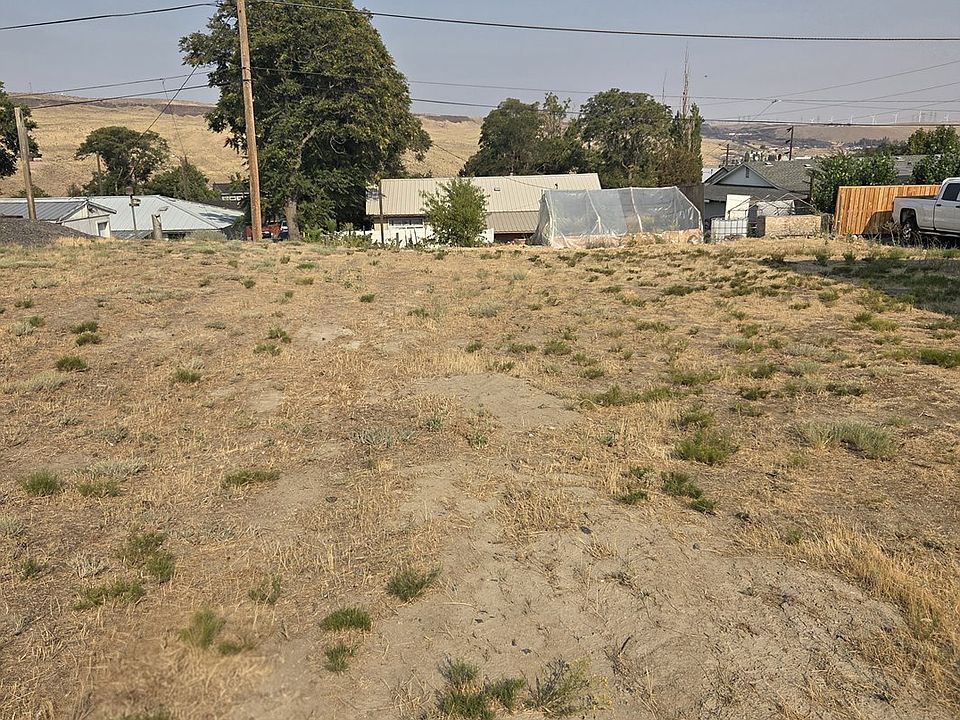2nd image of W 5th St