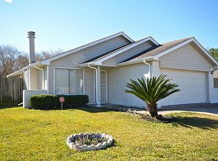 10143 Towne Mist Dr, Sugar Land, TX 77498