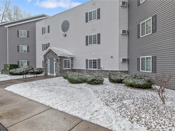 1211 Landrush Way, Baldwinsville, NY 13027