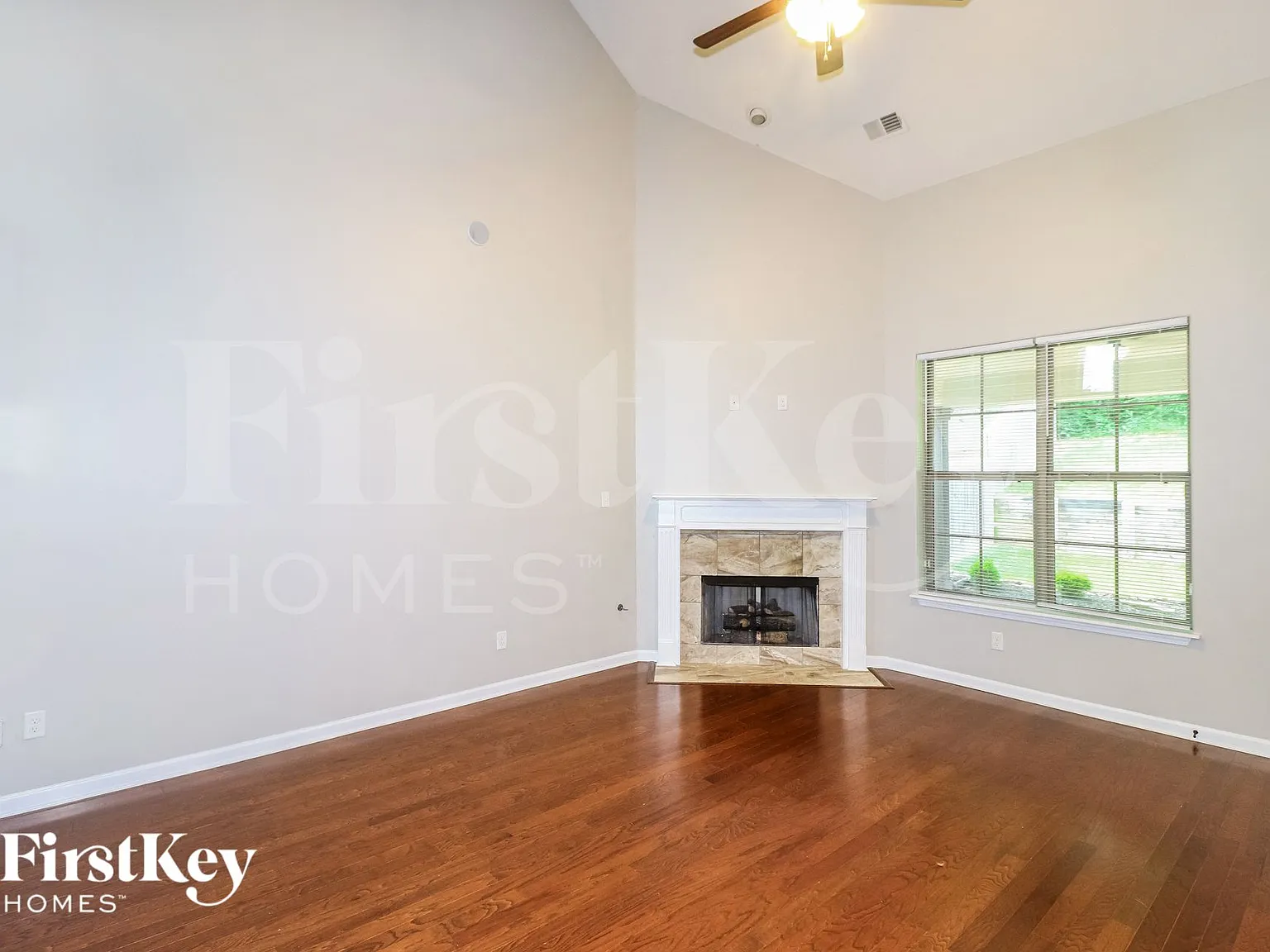 4 bed, 2.5 bath, 2603 sqft, $2,535 — Photo 3