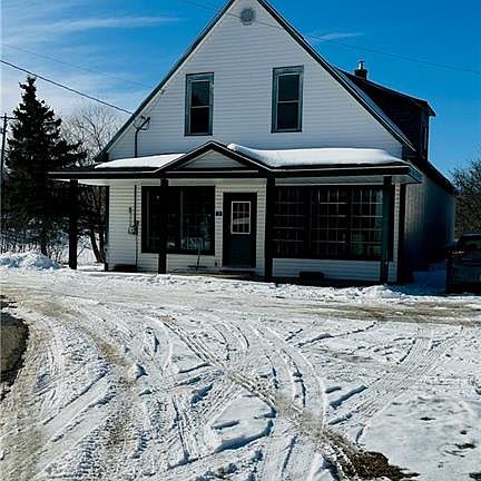 4th image of 3 Howland Ridge Rd