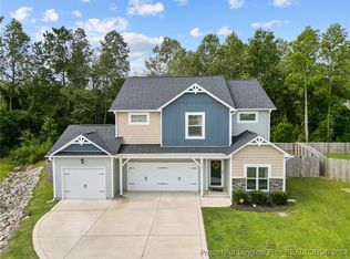 128 Longview Ct, Raeford, NC 28376