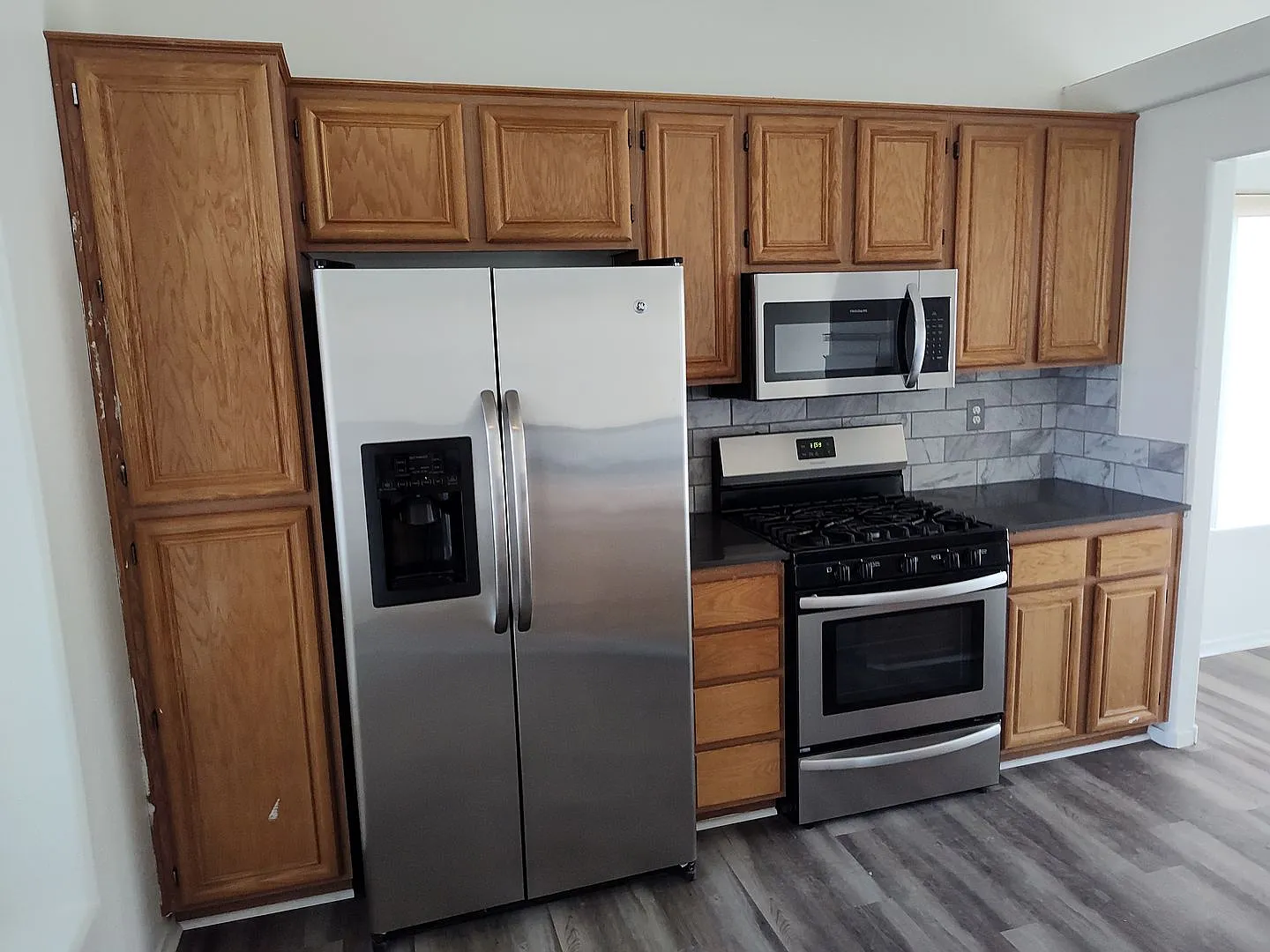 Cozy 2 Bedroom 2 Bathroom with office area! — Photo 3