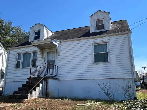 2610 Colonial Ave SW, Roanoke, VA 24015