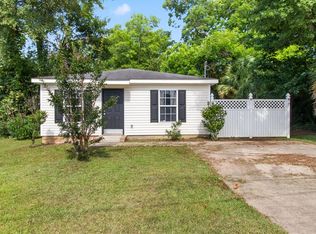 305 N College St, Dothan, AL 36303