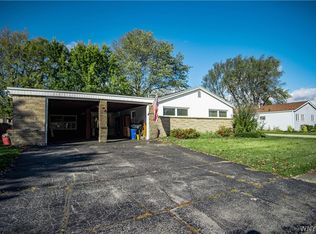 50 Bonita Dr, Depew, NY