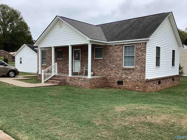201 Patton St, Florence, AL 35630