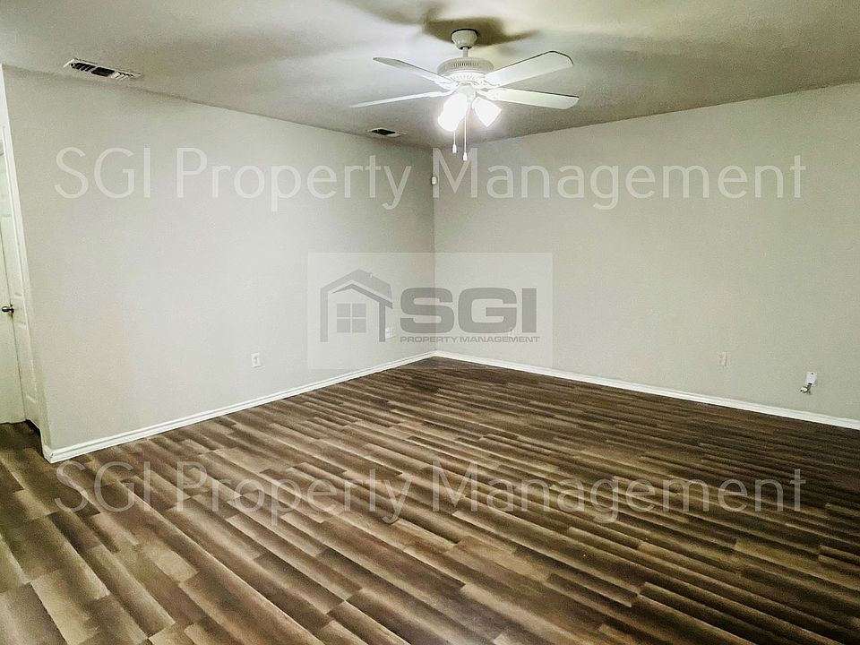 Living room 2_12302022