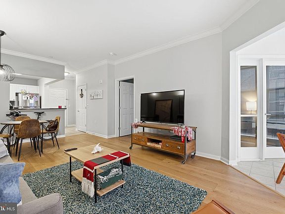 5th image of 23 Pierside Dr APT 232